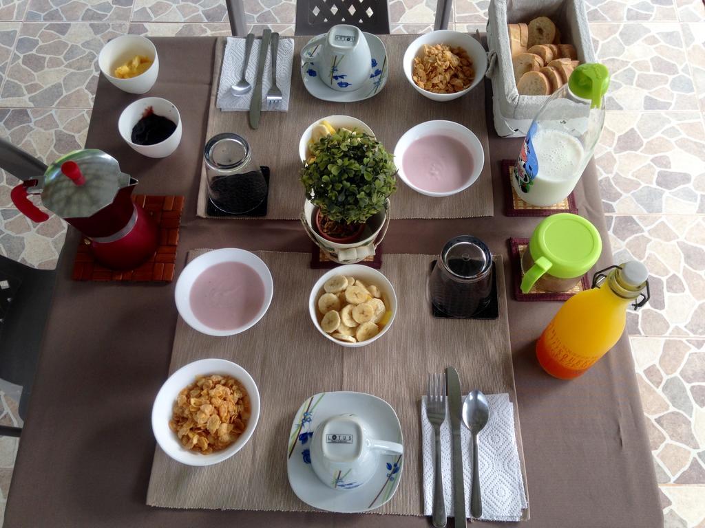 Bed and Breakfast El Paraiso Увита Экстерьер фото